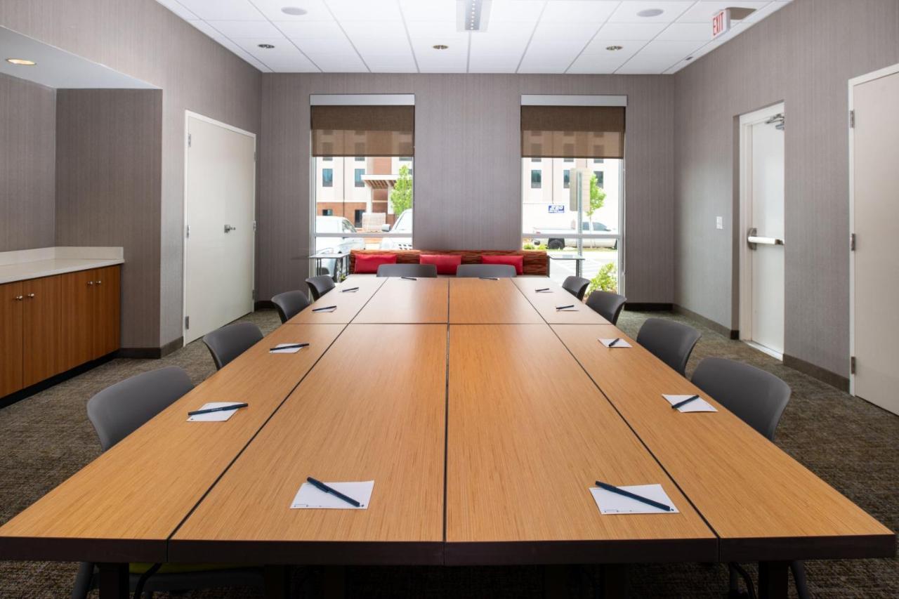 Springhill Suites By Marriott Greensboro Airport Exteriér fotografie